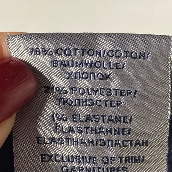 Silver Jeans Co | Suki Denim Capri’s - Picture 5 of 7